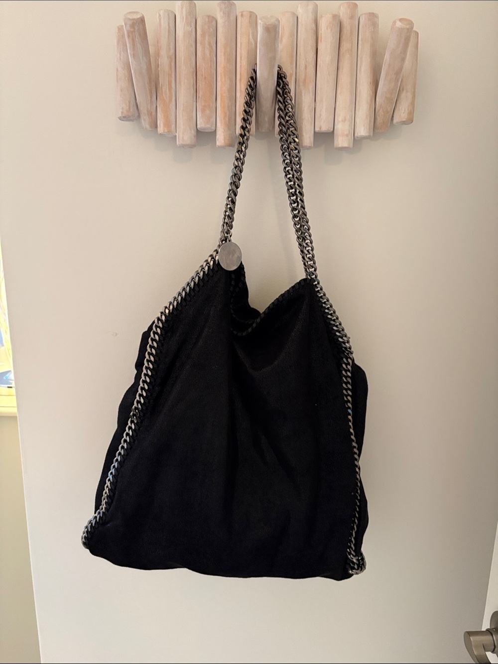 Classic Stella McCartney Black Falabella Chain-Trim Shoulder Bag